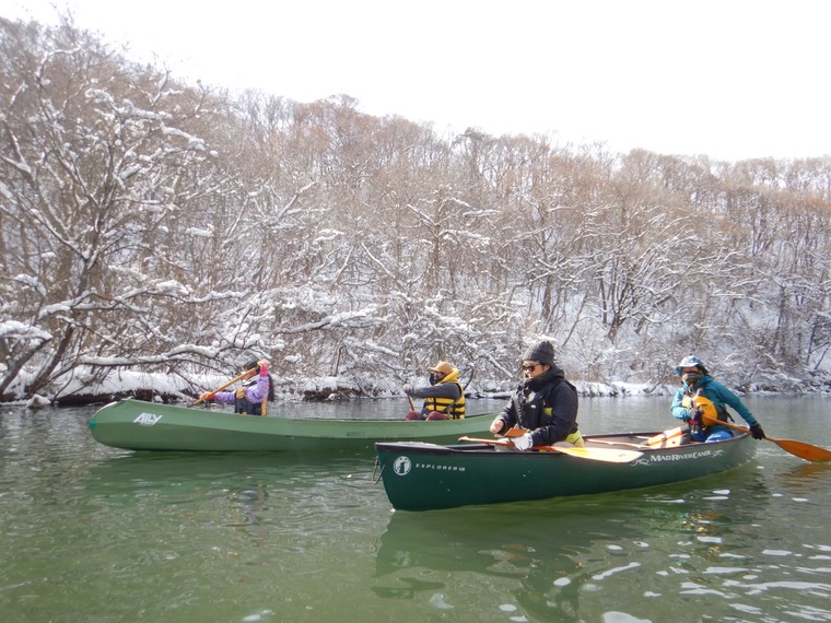 軽井沢観光で冬のアクティビティ〜冬景色を楽しむカヌーカヤック体験ツアー､外遊び体験レジャー